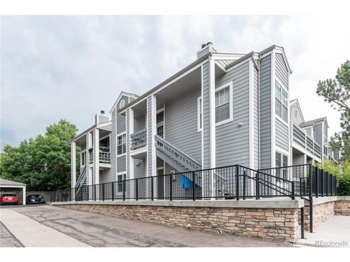 7400 Singing Hills Dr, Boulder, CO, 80301-3768 | Card Image
