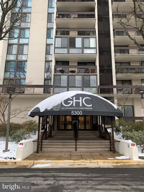 apt-1209-5300 Holmes Run Pkwy, ALEXANDRIA, VA, 22304-2844 | Card Image