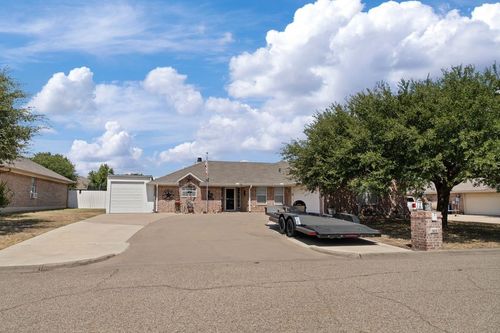 105 Topaz Cir, Hewitt, TX, 76643-2998 | Card Image