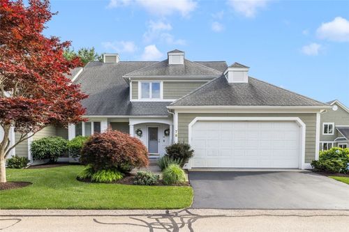 79 Woods Way, North Kingstown, RI, 02852-1062 | Card Image