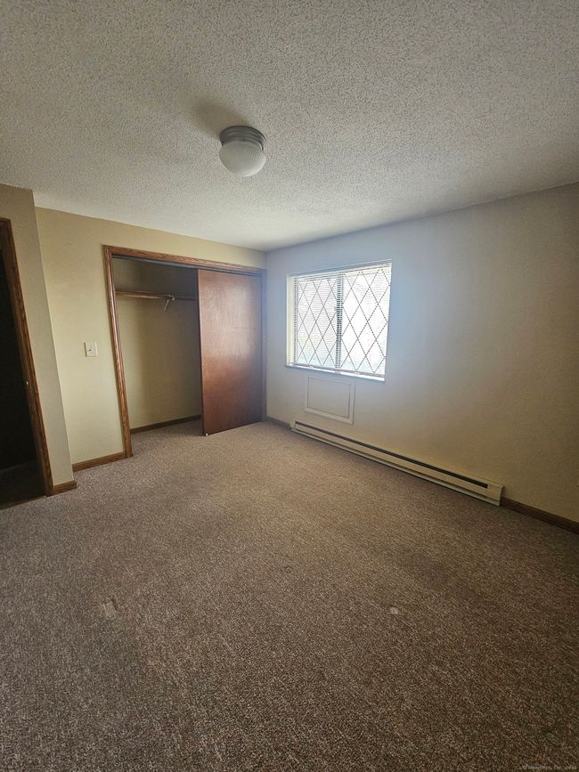 UNIT-1 - 30 Vail St, Condo with 2 bedrooms, 2 bathrooms and 2 parking in Waterbury CT | Image 6