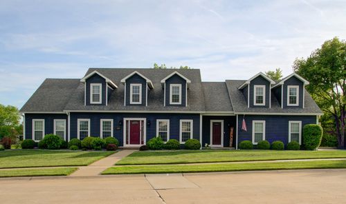 2267 Saint Andrews Cir, Bettendorf, IA, 52722-6656 | Card Image