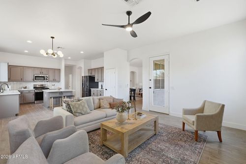 17514 W Marshall Ln, Surprise, AZ, 85388-1739 | Card Image