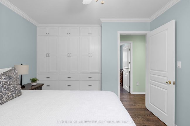3763 Whitecap Dr, House other with 3 bedrooms, 2 bathrooms and 5 parking in Innisfil ON | Image 21