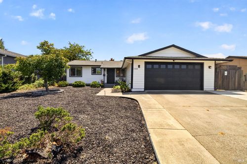 1304 San Jose Way, Petaluma, CA, 94954-5338 | Card Image