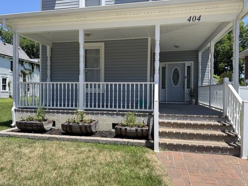 404 Clay St, Franklin, VA, 23851-1817 | Card Image