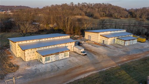 10508 N Highway 265, Fayetteville, AR, 72701-9393 | Card Image