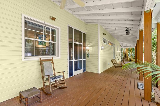 187 Sage Cir, House other with 3 bedrooms, 2 bathrooms and null parking in Crystal Beach FL | Image 4