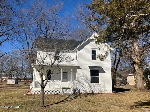 109 N Western Ave, Girard, KS, 66743-1443 | Card Image