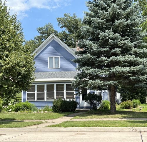 1157 6th Avenue S, Windom, MN, 56101 | Card Image