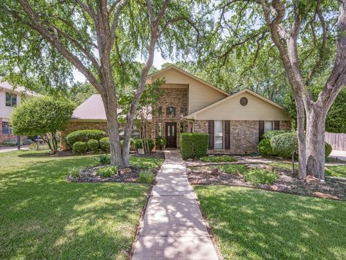 29 Creekmere Dr, Trophy Club, TX, 76262-9741 | Card Image