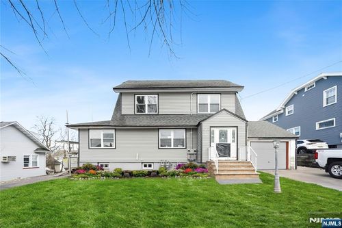 253 Henry St, Hasbrouck Heights, NJ, 07604-1709 | Card Image