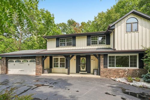 5360 S 43rd St, Greenfield, WI, 53220-5106 | Card Image