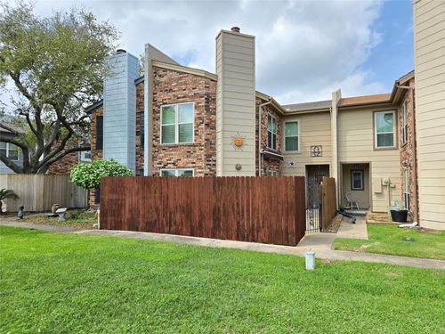 f-1730 Avenue C, El Campo, TX, 77437-2601 | Card Image