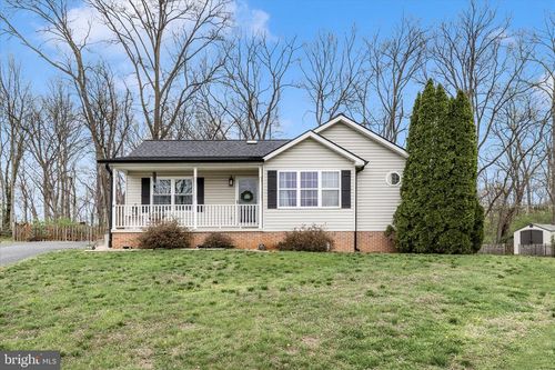 17006 Newcastle Ct, WILLIAMSPORT, MD, 21795-3198 | Card Image