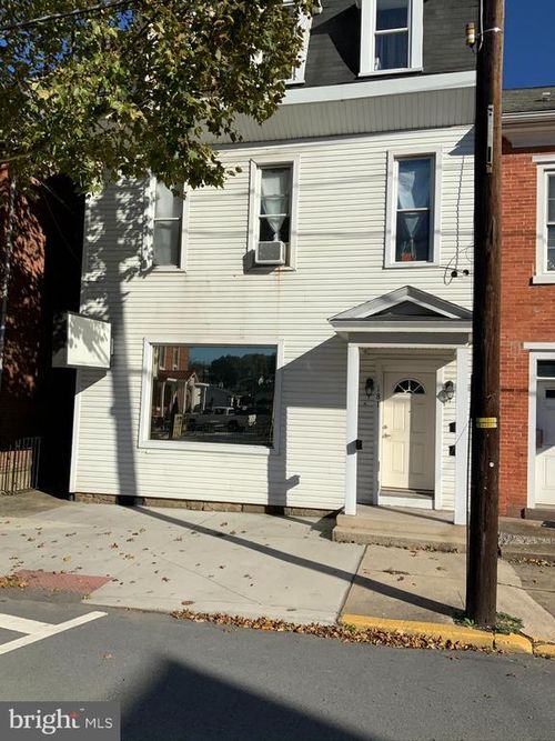 181 S Tulpehocken St, PINE GROVE, PA, 17963-1064 | Card Image