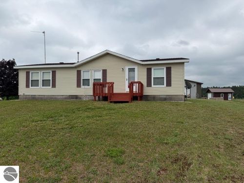 2324 Krumlauf Rd Se, Kalkaska, MI, 49646-9611 | Card Image