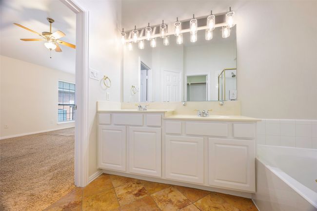 6101 Apache Dr, House other with 3 bedrooms, 2 bathrooms and null parking in The Colony TX | Image 5