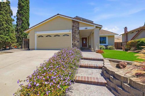 47108 Yucatan Dr, Fremont, CA, 94539-7141 | Card Image