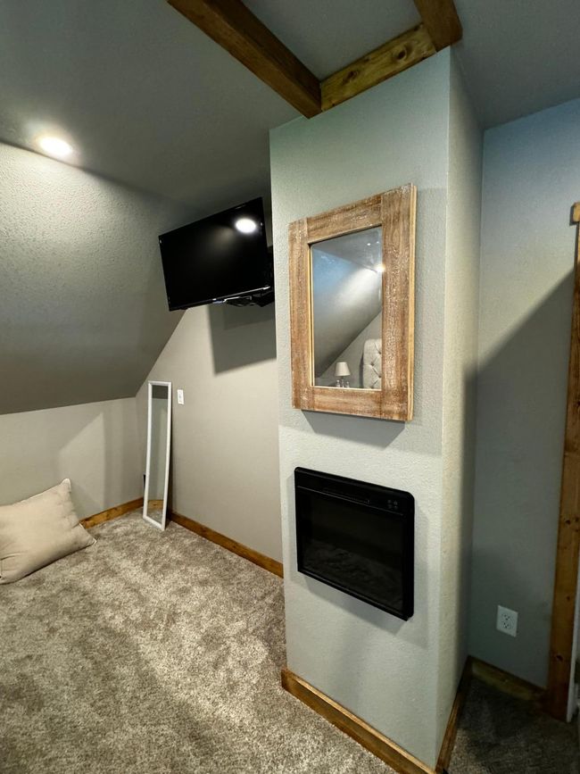 Master Bedroom | Image 10