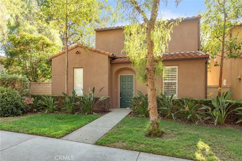 8 Reunion, Irvine, CA, 92603 | Card Image