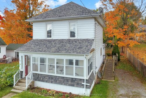 92 Booth St S, Campbellford, ON, K0L1L0 | Card Image
