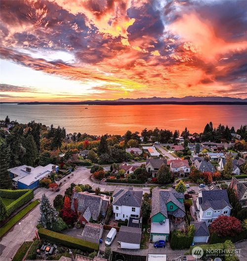 4221 W Armour St, Seattle, WA, 98199-3005 | Card Image