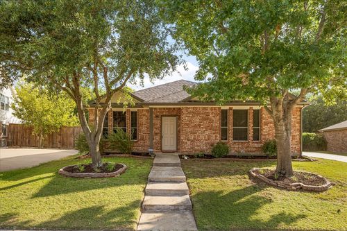 3852 Juniper Hills Dr, Rockwall, TX, 75032-9233 | Card Image