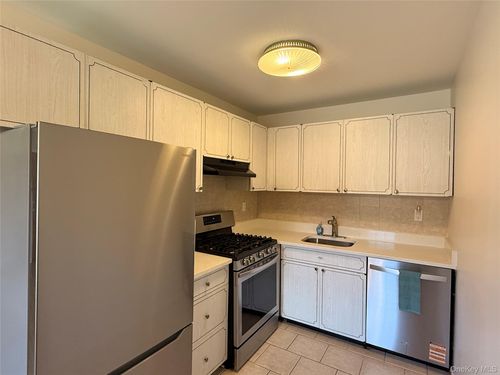 6b-240 Broadway S, Greenburgh, NY, 10591 | Card Image