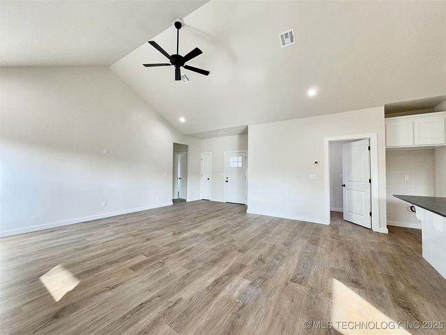 890 E Harlan Dr, House other with 3 bedrooms, 2 bathrooms and null parking in Tahlequah OK | Image 6