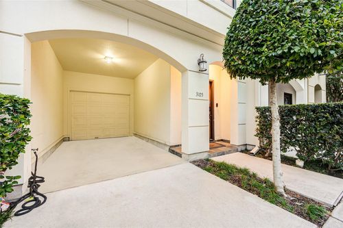 3105 Fairdale Oaks E, Houston, TX, 77057-6350 | Card Image