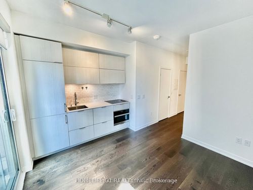 512-20 Richardson St, Toronto, ON, M5A0S6 | Card Image