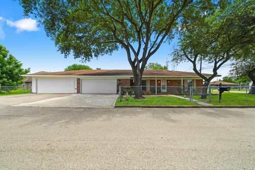 701 Crown St, Galena Park, TX, 77547-3137 | Card Image