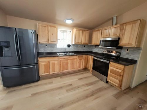 1429 Maple St, Clarkston, WA, 99403-2343 | Card Image