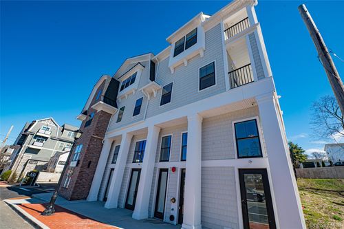 104-1100 New York Ave, Huntingtn Sta, NY, 11746-1207 | Card Image