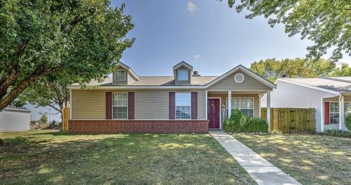 1701 Signature Dr, Bentonville, AR, 72712-6652 | Card Image