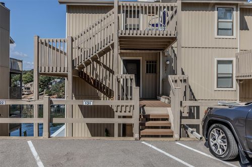 131 Indian Pointe, Osage Beach, MO, 65065-8630 | Card Image