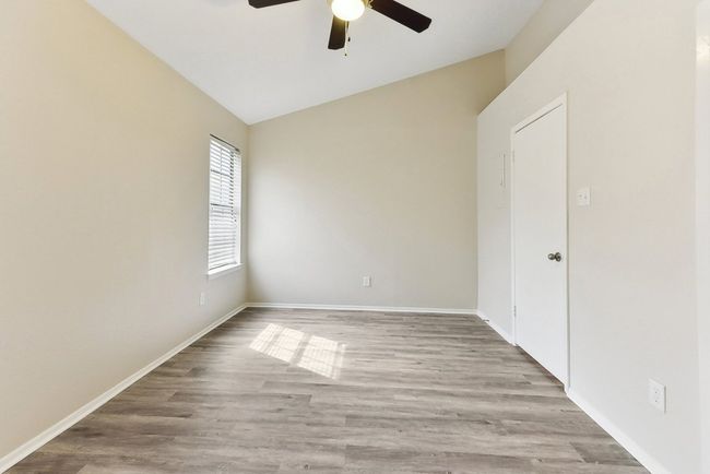 104 - 11404 Walnut Ridge Dr, Condo with 2 bedrooms, 3 bathrooms and null parking in Austin TX | Image 18