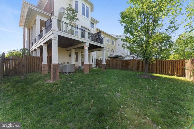 19070 Arroyo Ter, Townhouse with 4 bedrooms, 5 bathrooms and null parking in Lansdowne VA | Image 52
