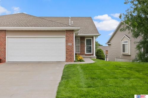 8524 Ridge Hollow Drive, Lincoln, NE, 68526 | Card Image