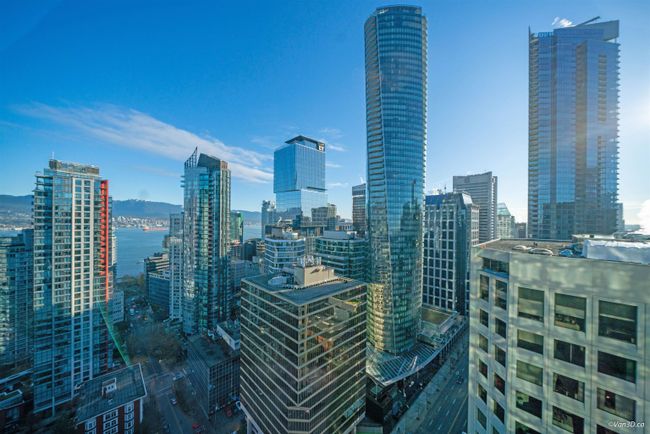 3003 - 1200 W Georgia Street, Condo with 2 bedrooms, 2 bathrooms and 1 parking in Vancouver BC | Image 3
