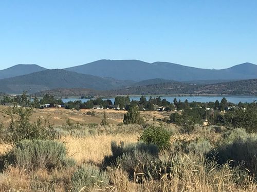 2450 Biehn St, Klamath Falls, OR, 97601-1764 | Card Image