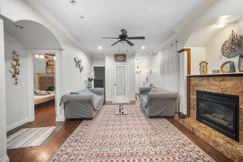 312 Jardine St, New Westminster, BC, V3M5M5 | Card Image