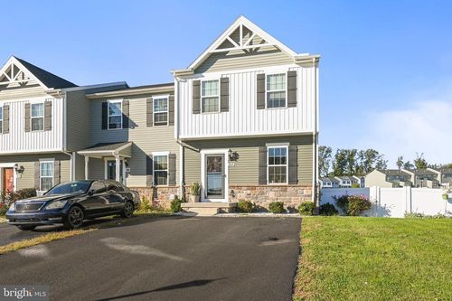 266 Homestead Dr, HANOVER, PA, 17331-8053 | Card Image