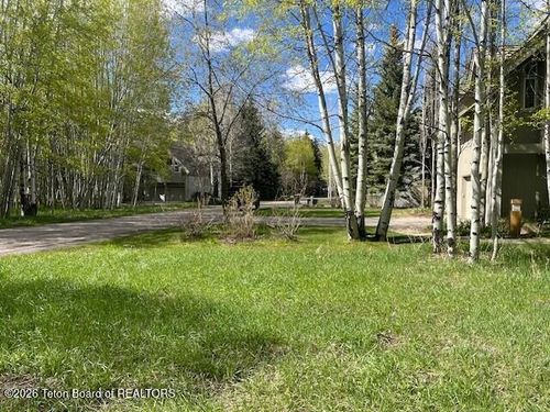 2940 N Aspen Wood Ln, Wilson, WY, 83014-9628 | Card Image