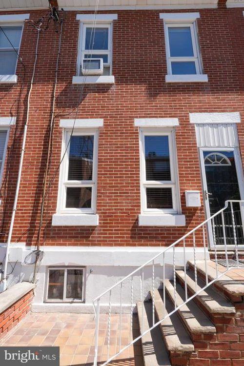 217 Moore St, PHILADELPHIA, PA, 19148-1947 | Card Image