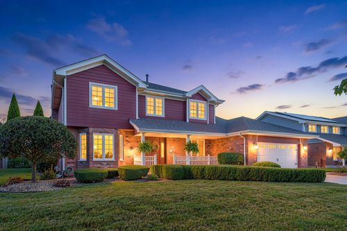 8462 Meadows Edge Trl, Tinley Park, IL, 60487-7046 | Card Image