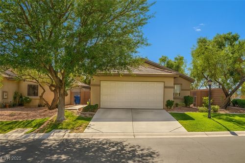 3311 Blue Ash Ln, Las Vegas, NV, 89122-4104 | Card Image
