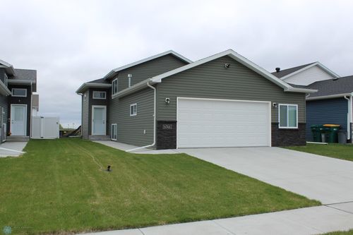 6746 Joseph St, Horace, ND, 58047-3718 | Card Image