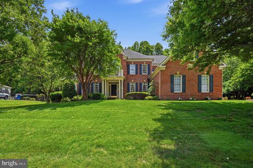 11693 Caris Glenne Dr, HERNDON, VA, 20170-2448 | Card Image